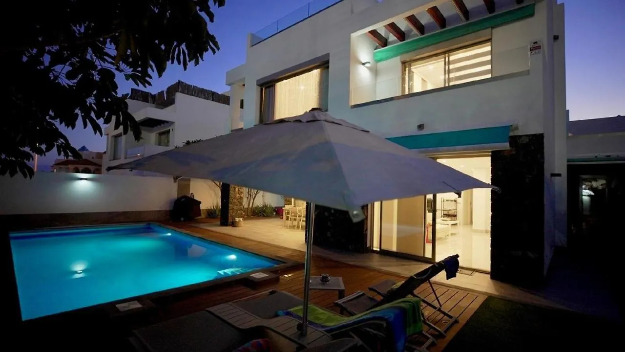 Villa Blue Portofino Los Cristianos, Pool